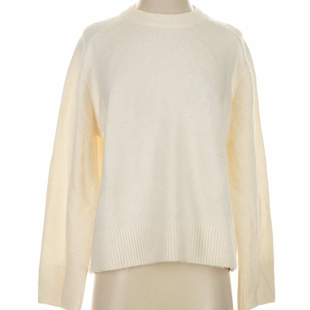 Abercrombie & Fitch Women's Ivory Crew Neck Sweater